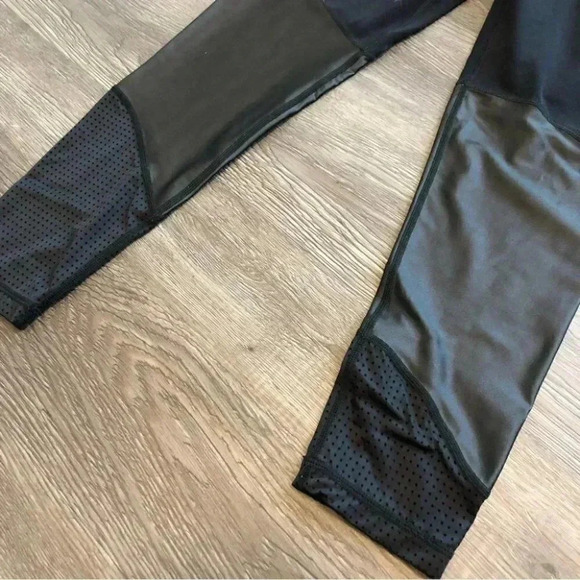 Sweaty Betty Power 7/8 Length Yoga Pants Leggings Panel Black: XS - Picture 2 of 11